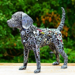 Artist Transforms Scrap Metal Into Amazing Animal Sculptures