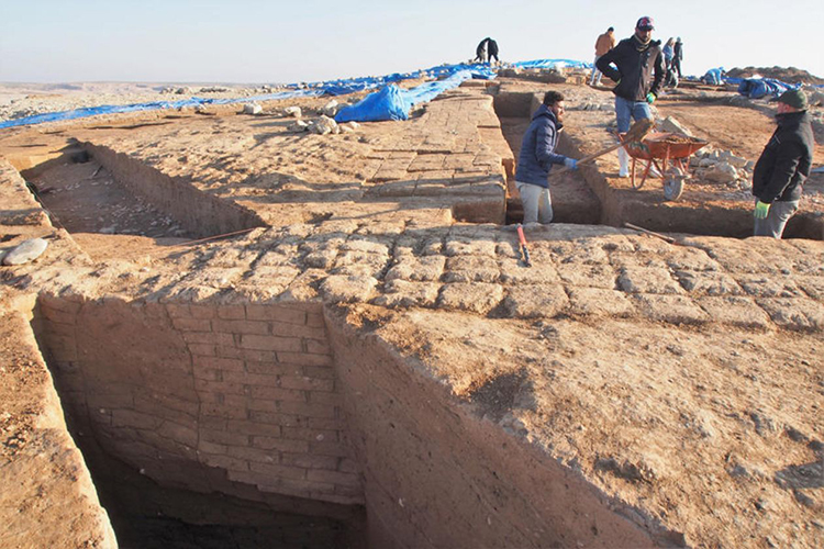 Draught Causes Tigris River to Recede, Exposing 3,400 Year Old City