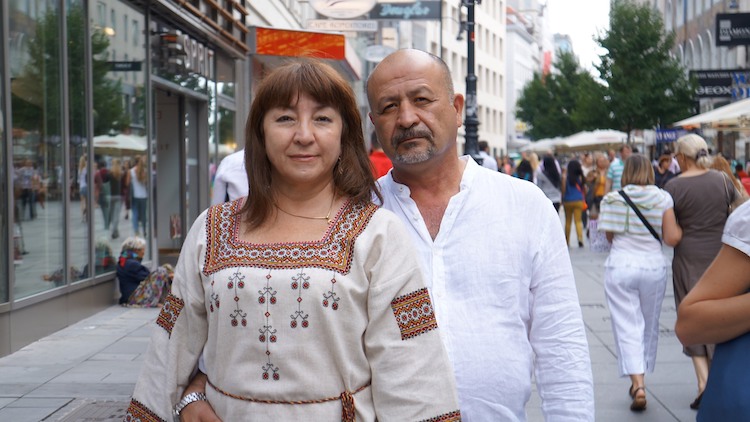 Photo of Ukrainian Couple Whose Camera Was Stolen by Russian Soldiers