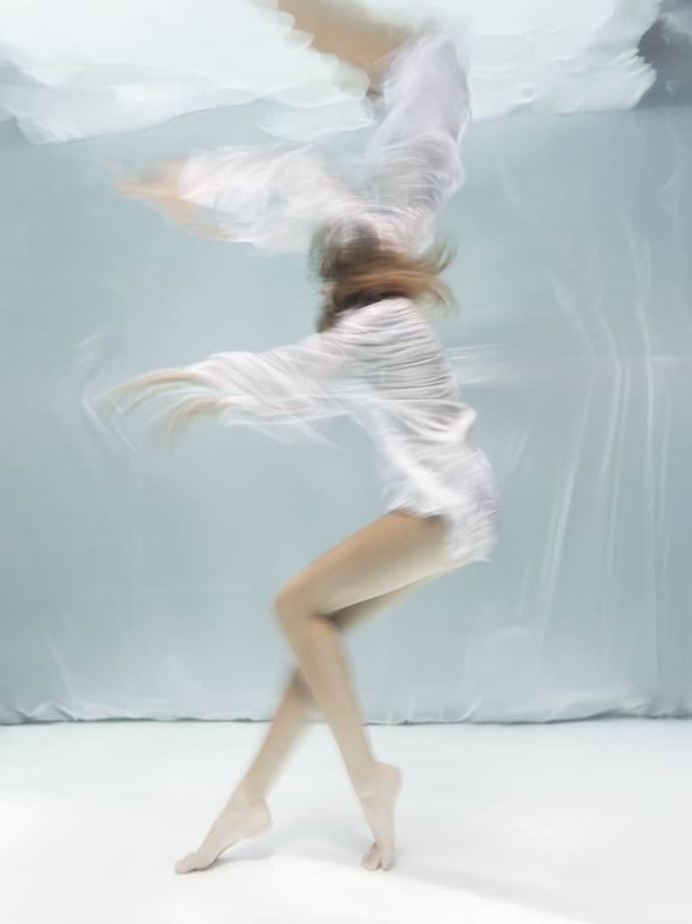 Underwater Photography Captures the Human Body in Motion