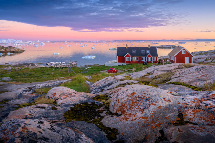 Red House on Disko Bay