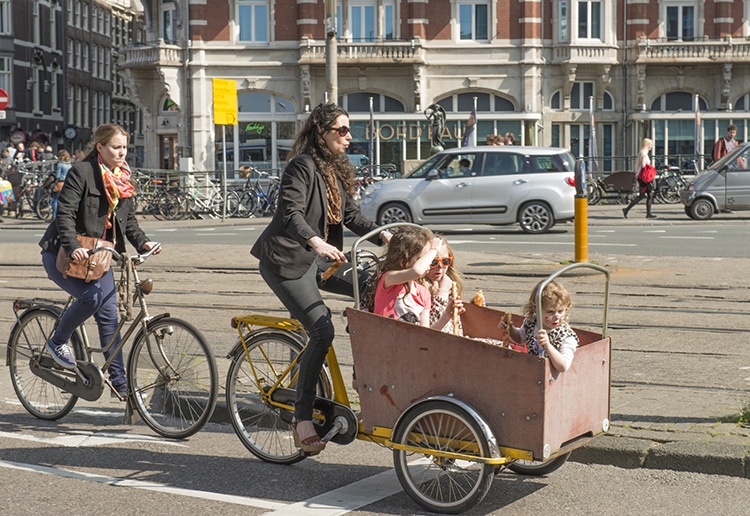 Biking Like the Dutch Would Lower Global Emissions by 77 Million Tons