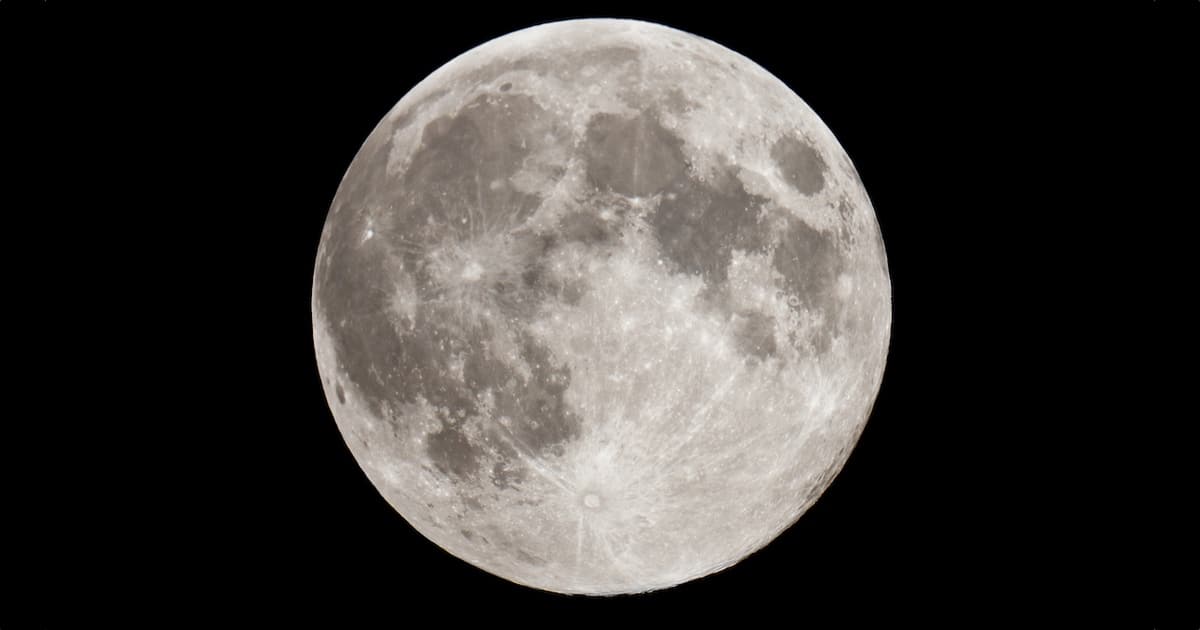 Apprenez des réponses incroyables à toutes vos questions sur la lune