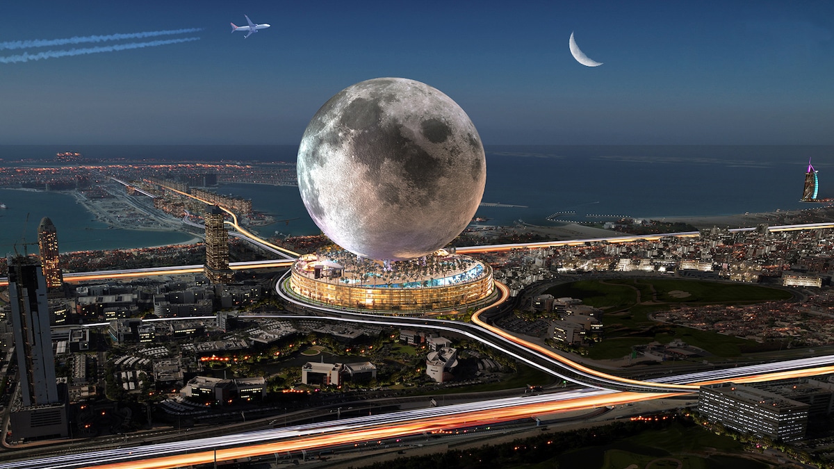 5Billion MoonShaped Hotel in Dubai Will Let You Experience Outer