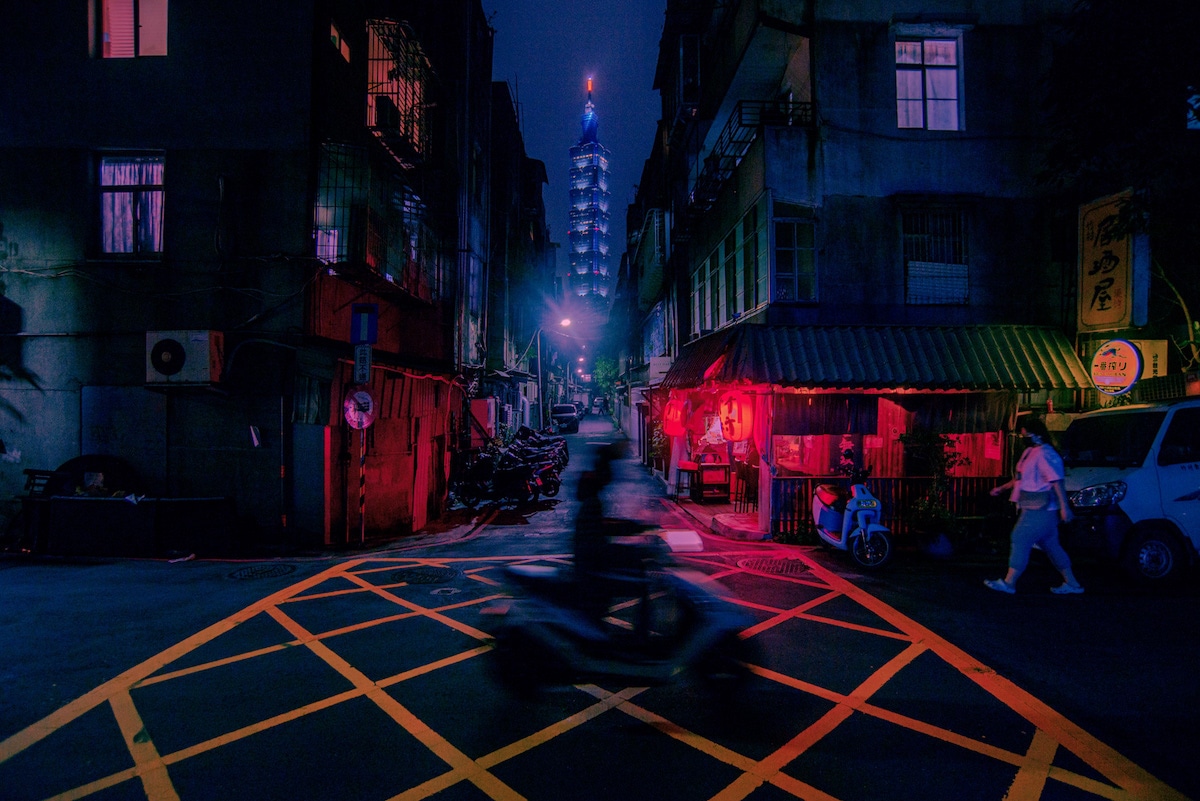 Taiwan Street Photography by Andrew Nef