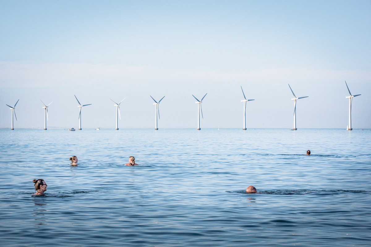 A view of Middelgrunden offshore wind farm from Amager Strand