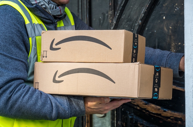 Amazon Will Tip Delivery Drivers $5