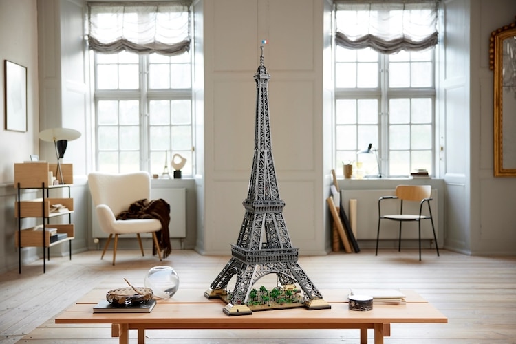 Lego Icons Eiffel Tower set