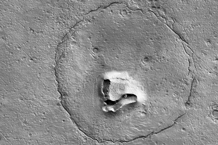 NASA Orbiter Spots a Bear Face Made Out of Craters on the Surface of Mars