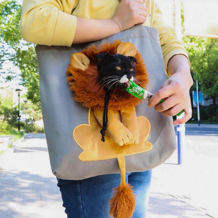 Lion Cat Sling