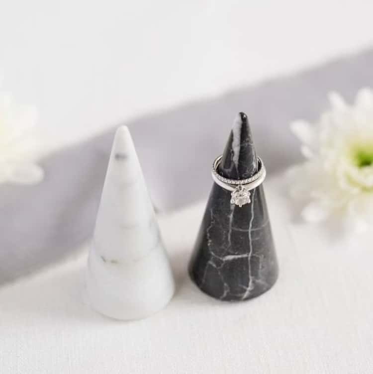 Jewelry Organizer Ring Cone