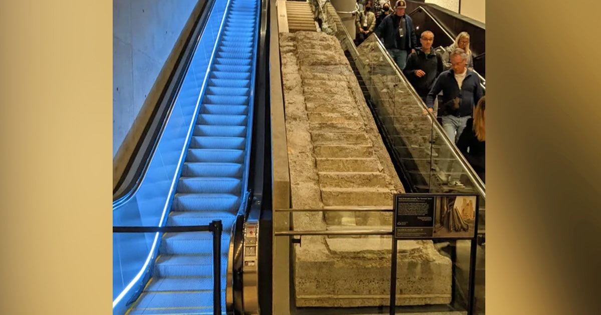 Salvaged ‘Survivors’ Staircase’ Is a Symbol of Salvation for Those Who Fled 9/11 Attacks