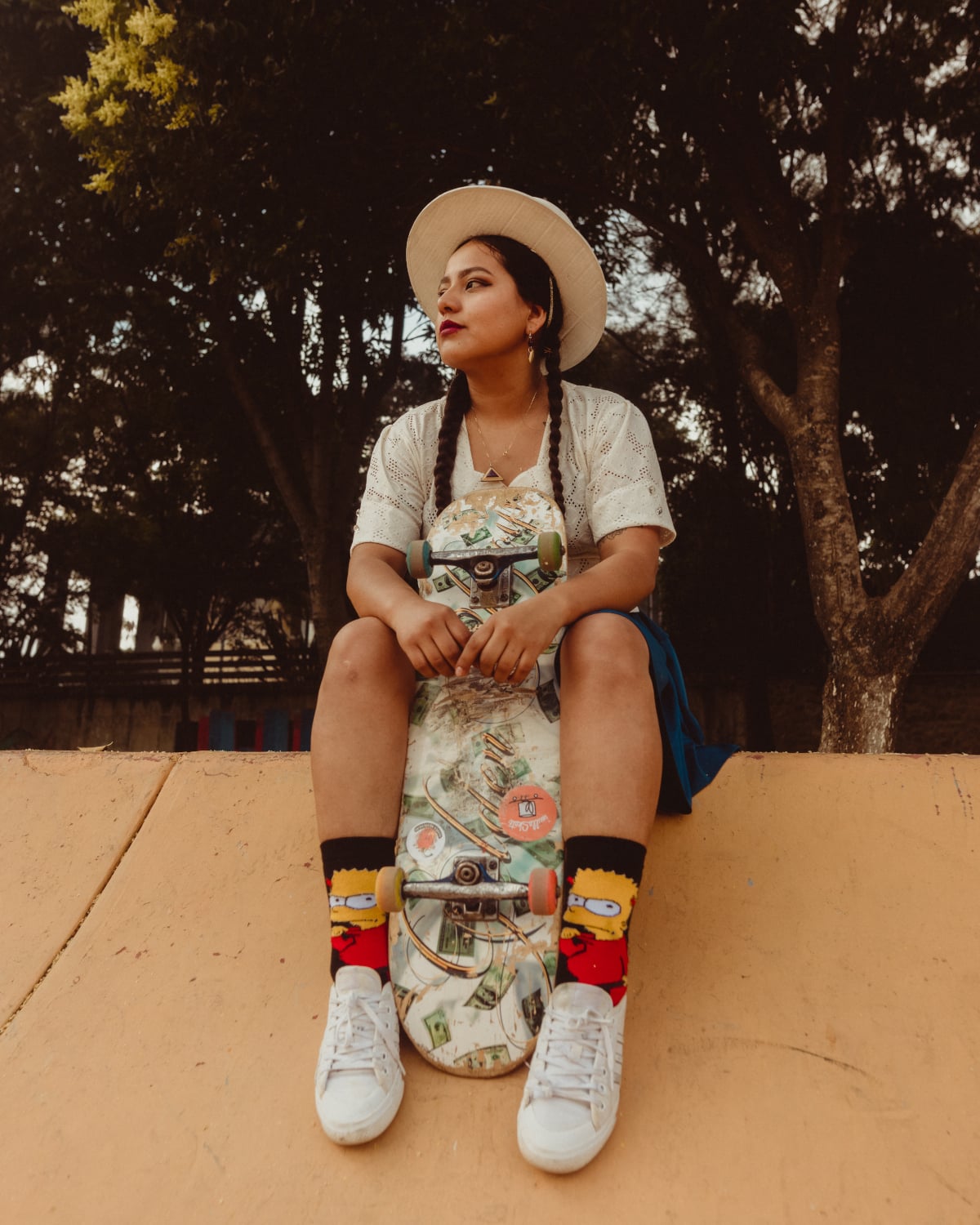 Cholitas Skaters from Bolivia Fly on Their Skateboards in This Series of Empowering Portraits