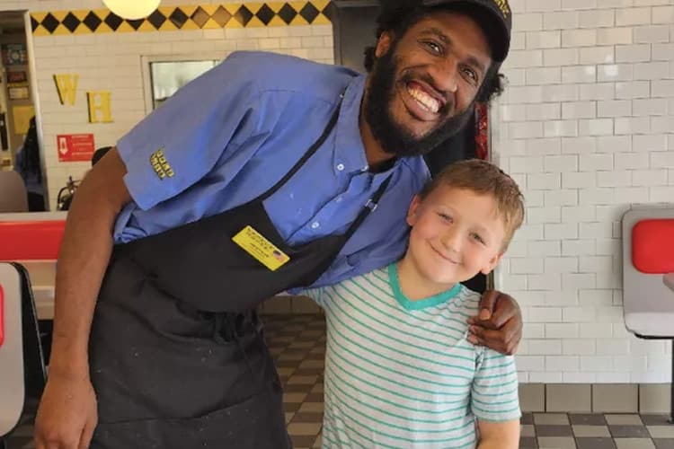 waffle house worker hugs 8-year-old who launched a fundraiser to get him a family car