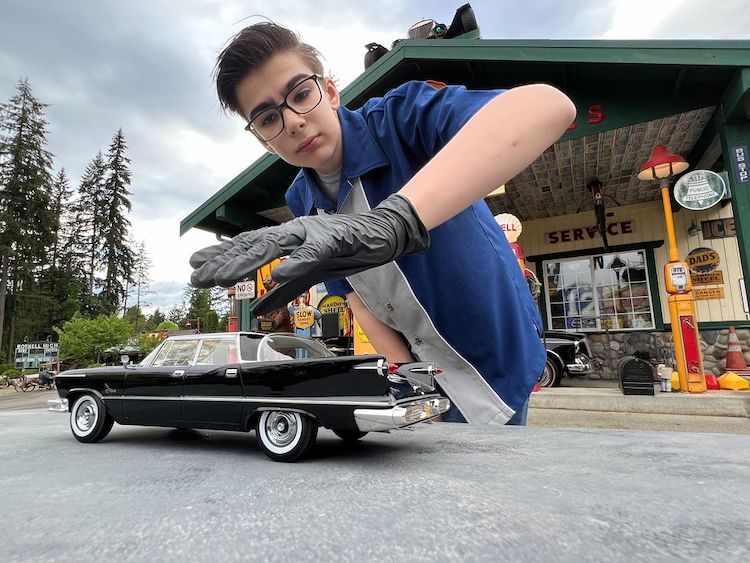 Amazing iPhone Photographs Make Miniature Cars Look Lifesize