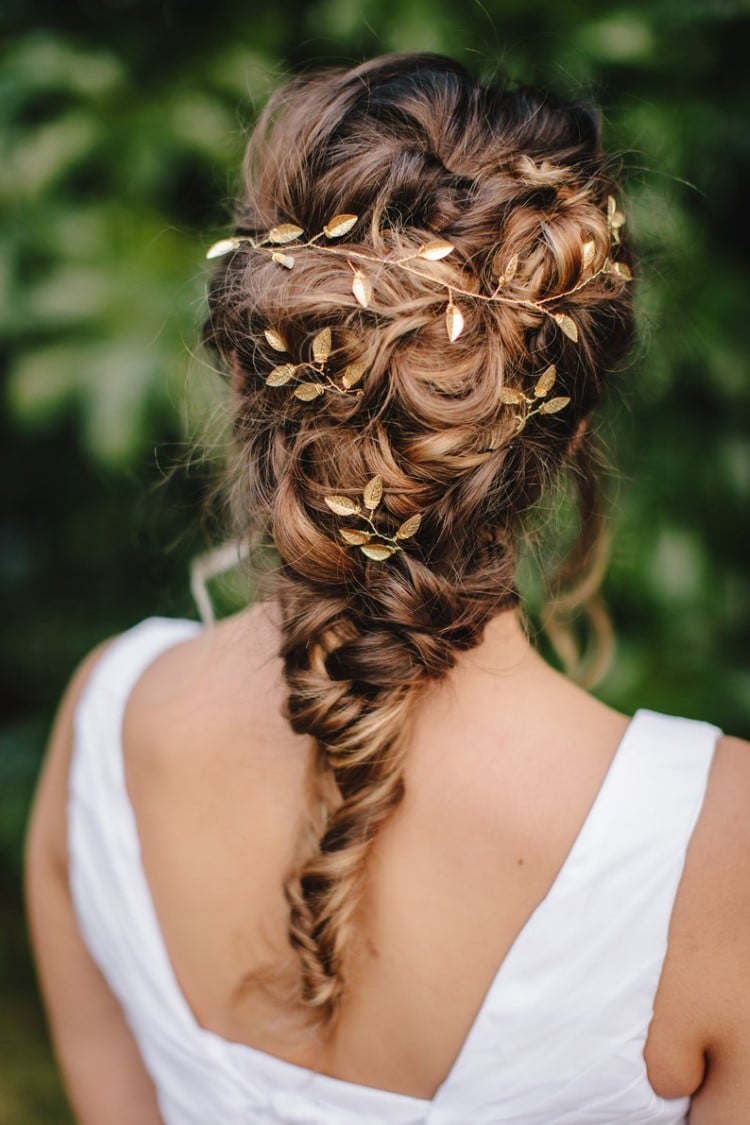 6 Must Have Hair Accessories For Indian Hairstyles