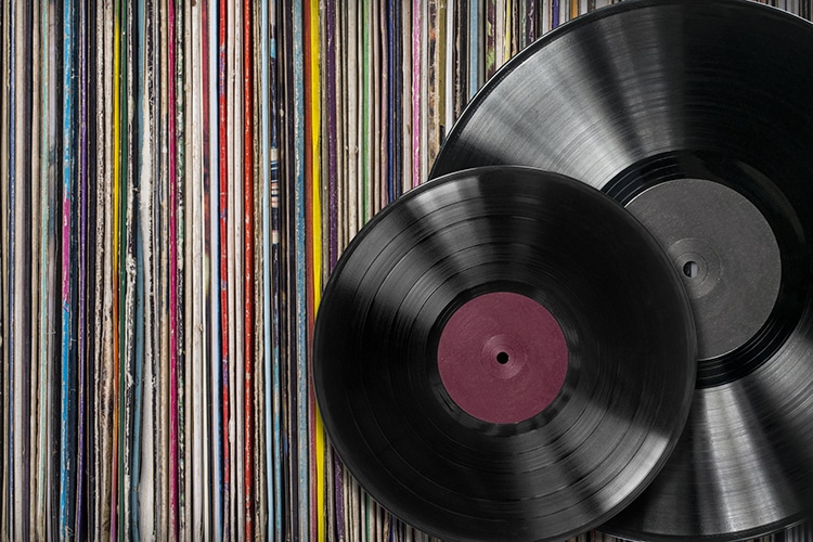 Vinyl Surpasses CD Sales for the First Time Since 1987