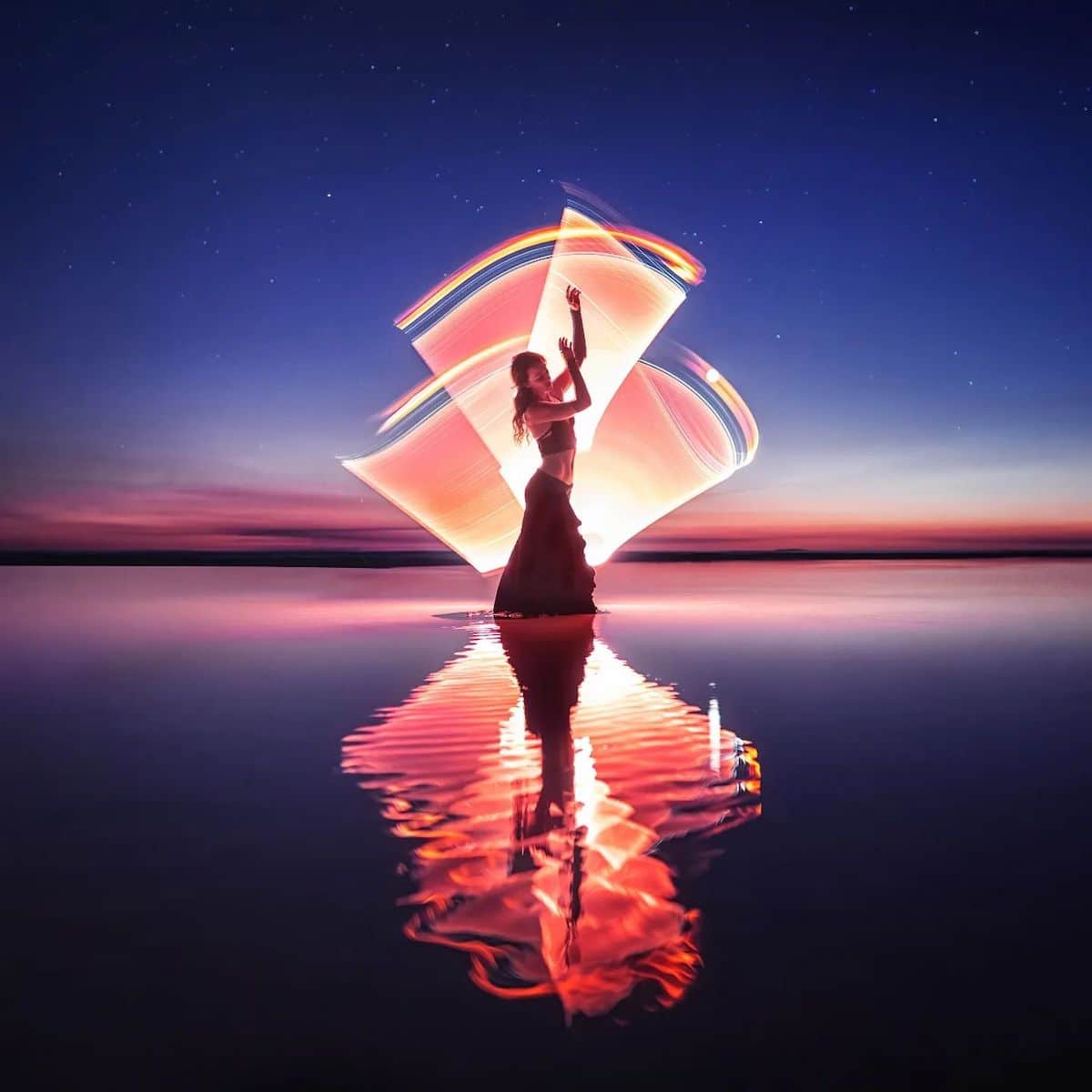 Contemporary dancer Kim Henry light painting by Eric Paré