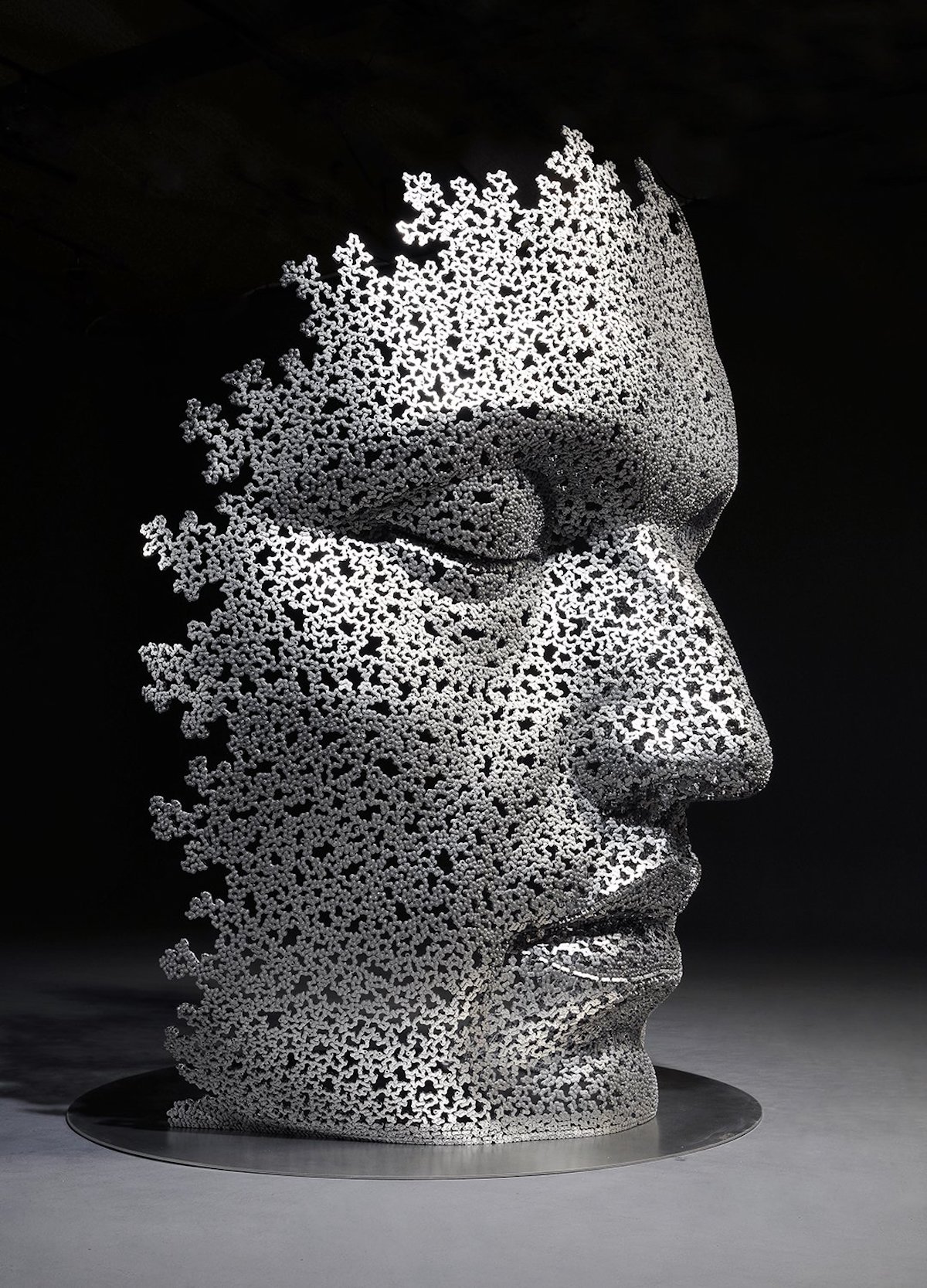 Portrait Sculpture Made of Bicycle Chains by Seo Young Deok