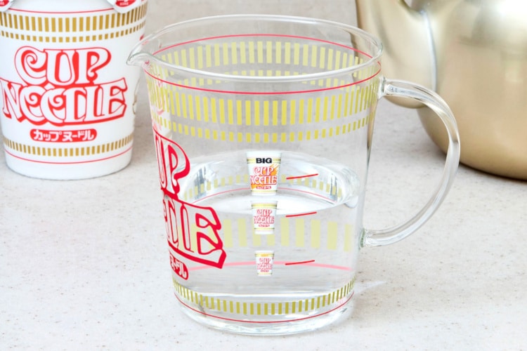 Cup Noodles-branded measuring glass cup