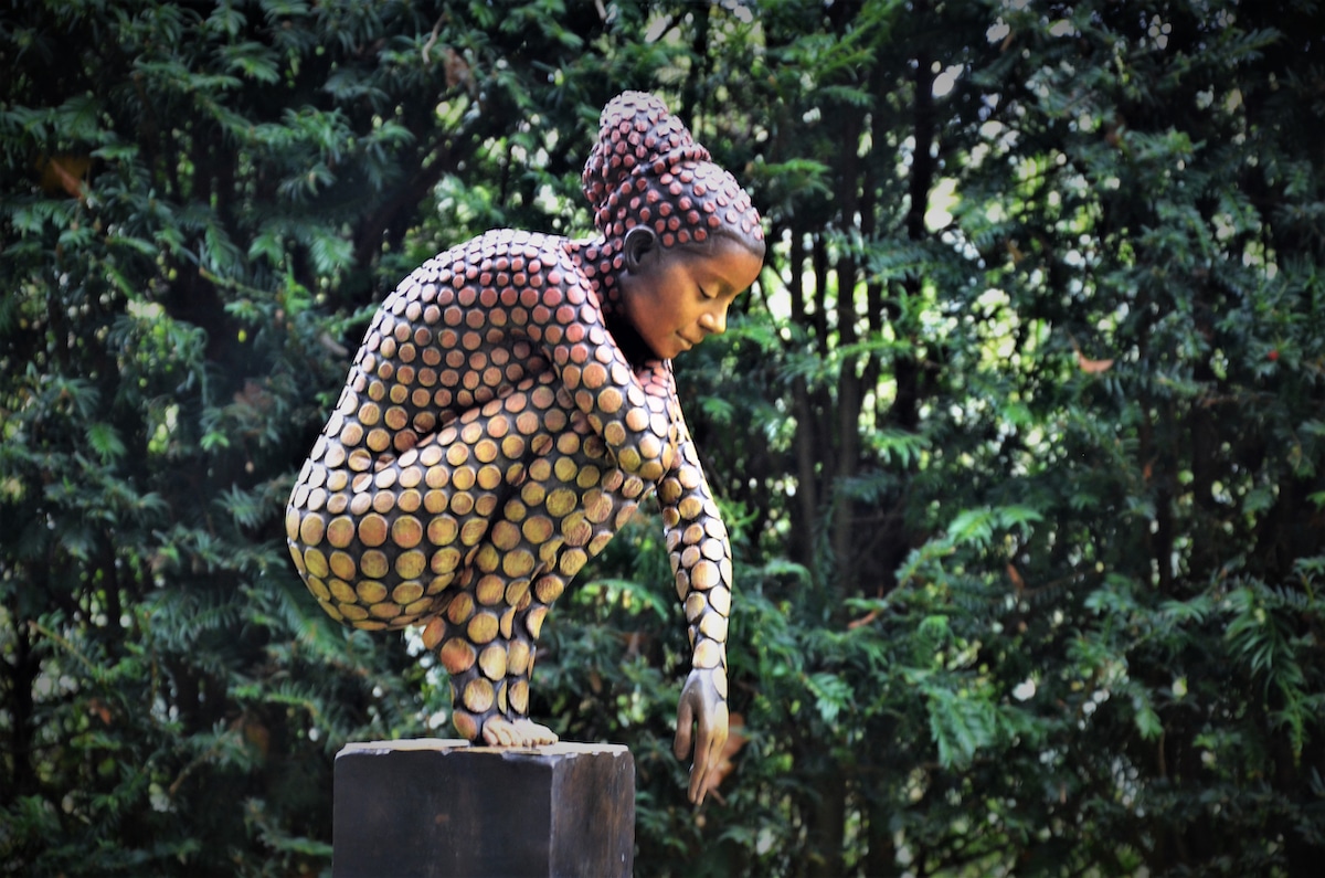 Lyrical Sculptures Fuse The Beauty Of Nature With Elegant Human