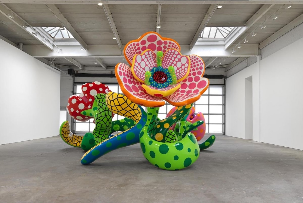 New Yayoi Kusama Exhibition in NYC Features Massive Sculptures