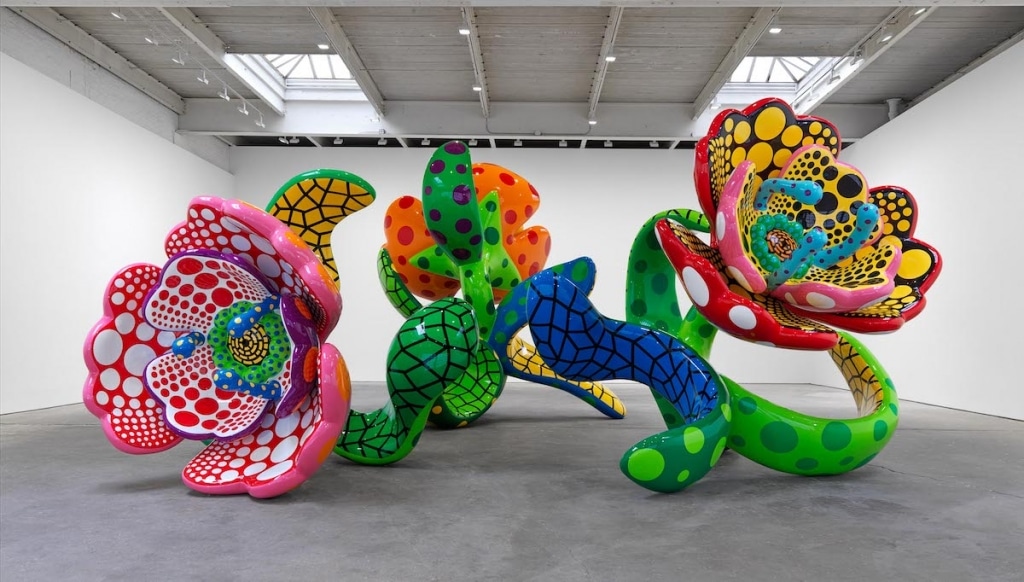 New Yayoi Kusama Exhibition in NYC Features Massive Sculptures