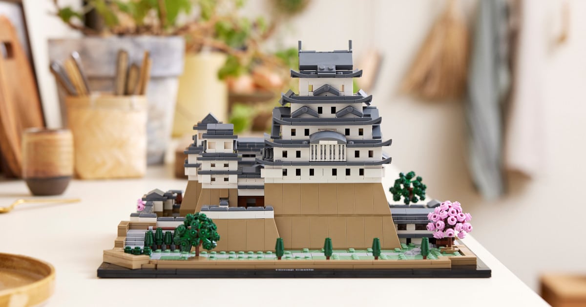 LEGO Unveils a 2,125-Piece Set Inspired by Japan's Himeji Castle