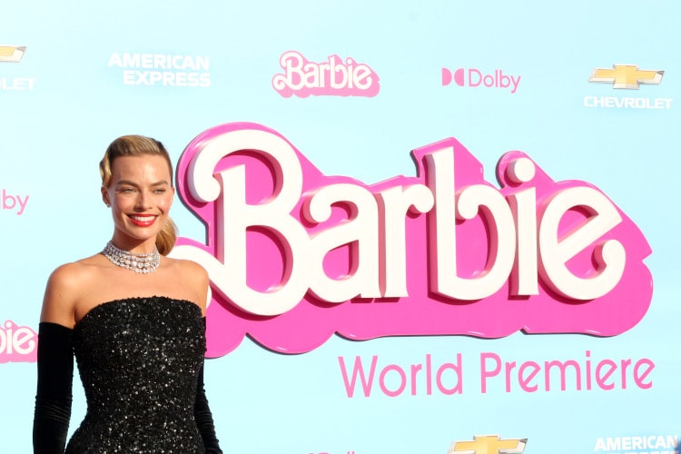 Margot Robbie at the Barbie World Premiere at the Shrine Auditorium on July 9, 2023 in Los Angeles, CA