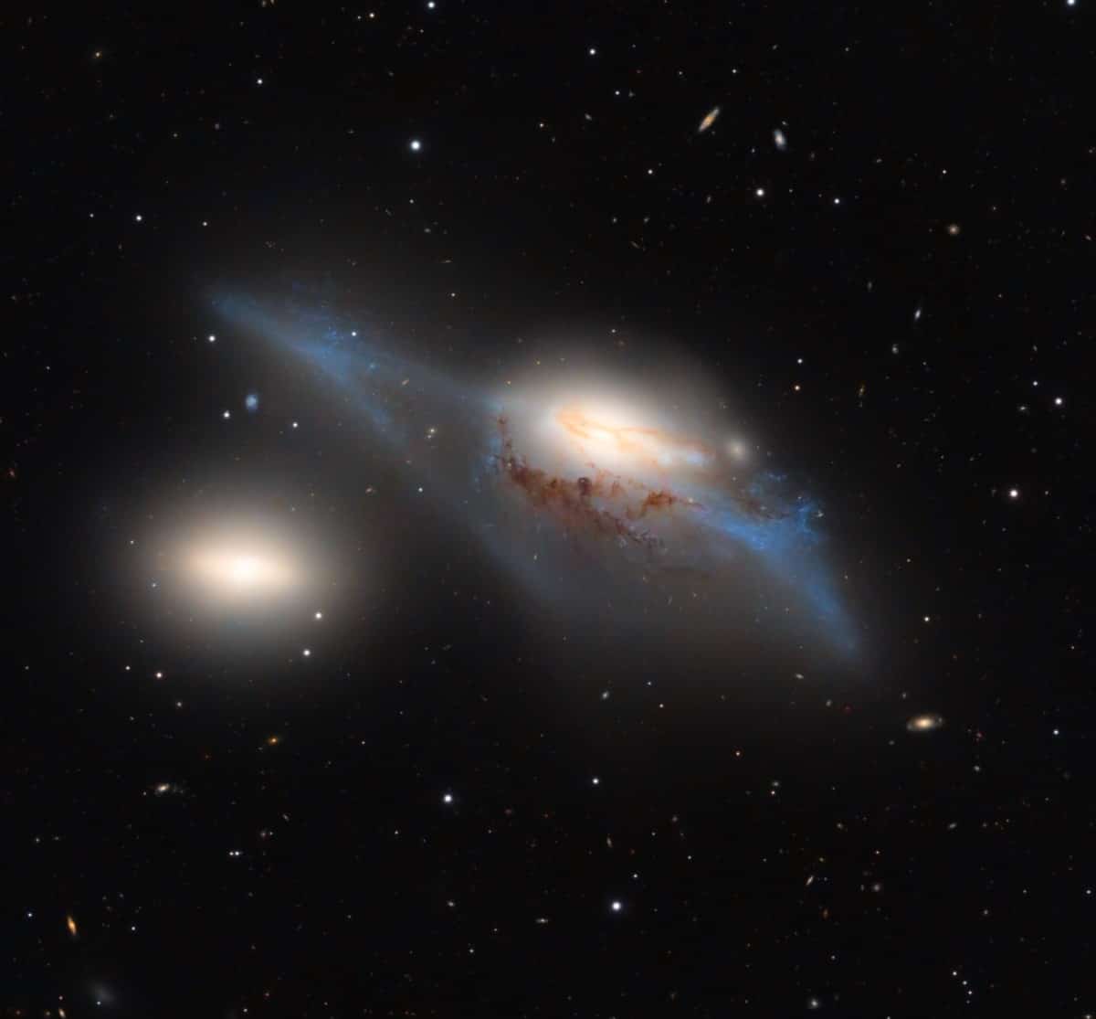 Eyes Galaxies (NGC 4438) 