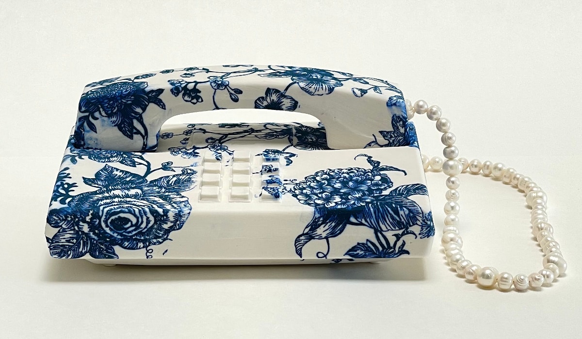 Vintage phone made of porcelain by Brock DeBoer