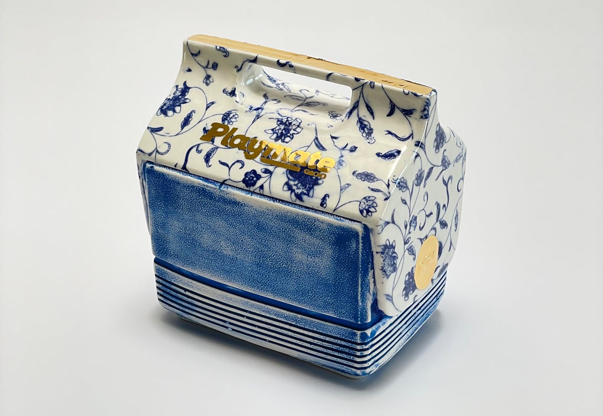 lunchbox made of porcelain by Brock DeBoer
