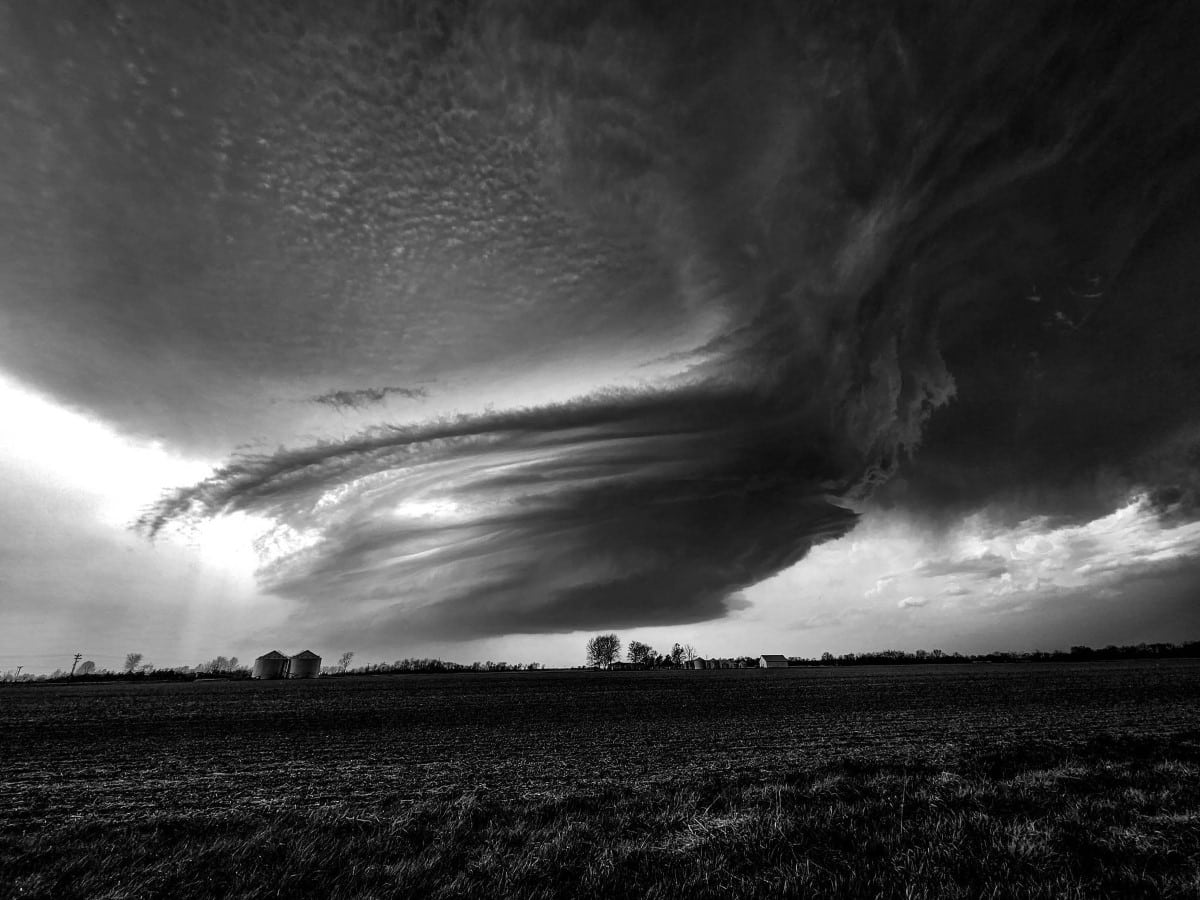 Black and white photo of a supercell cloud