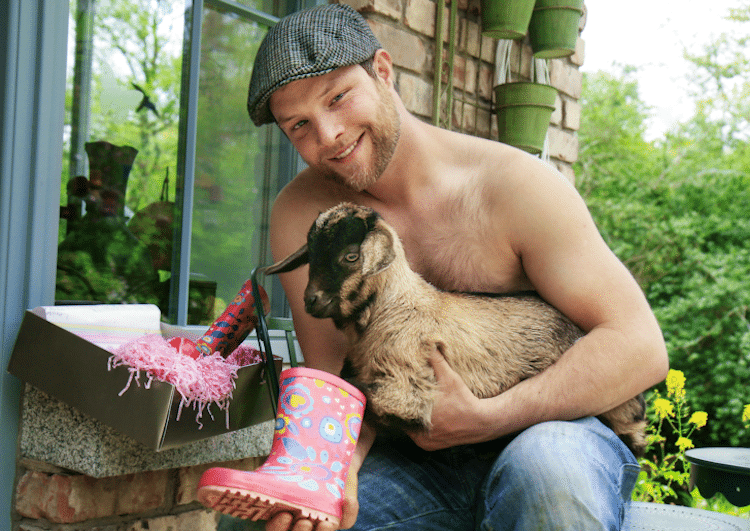 Men Take Off Their Shirts for the 2024 Irish Farmer Calendar