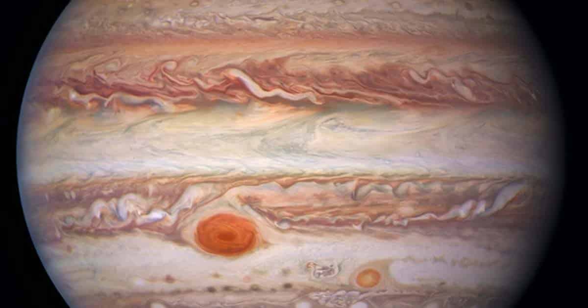 Incredible Footage Captures the Moment a Comet Collides With Jupiter