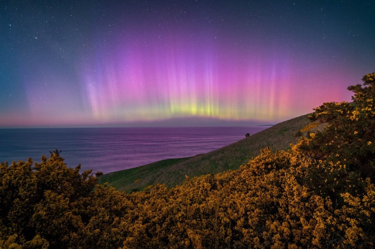 Aurora Australis by Dan Zafra