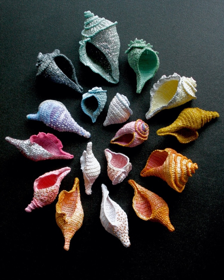 Crocheted seashells by Marianne Seiman
