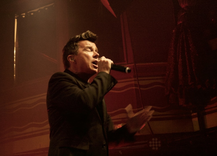 Rick Astley recreates 'Never Gonna Give You Up' music video 35 years later