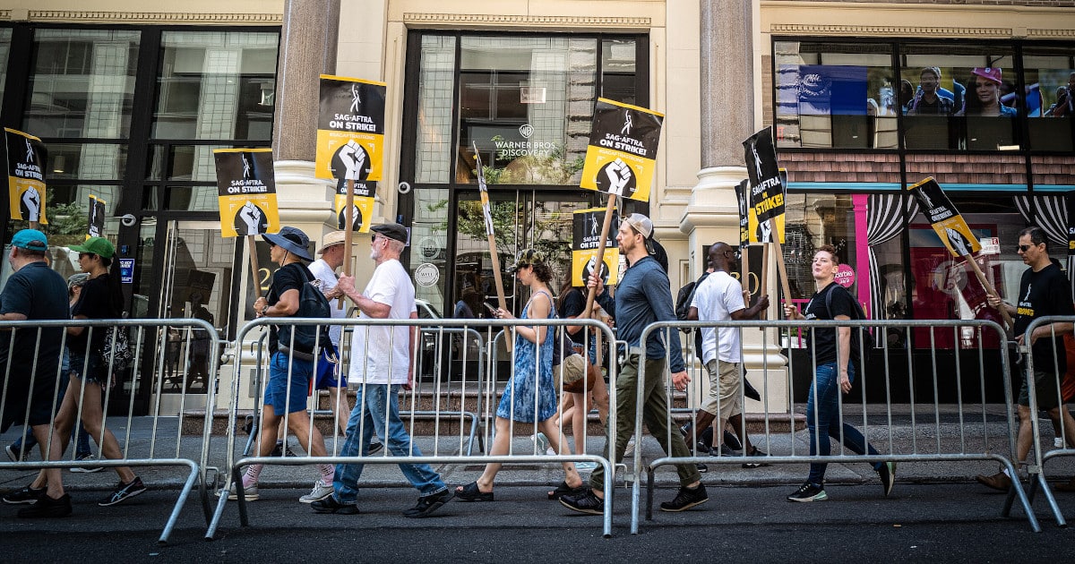 SAG-AFTRA Approves Deal With Studios, Ending the Longest Actors’ Strike in History