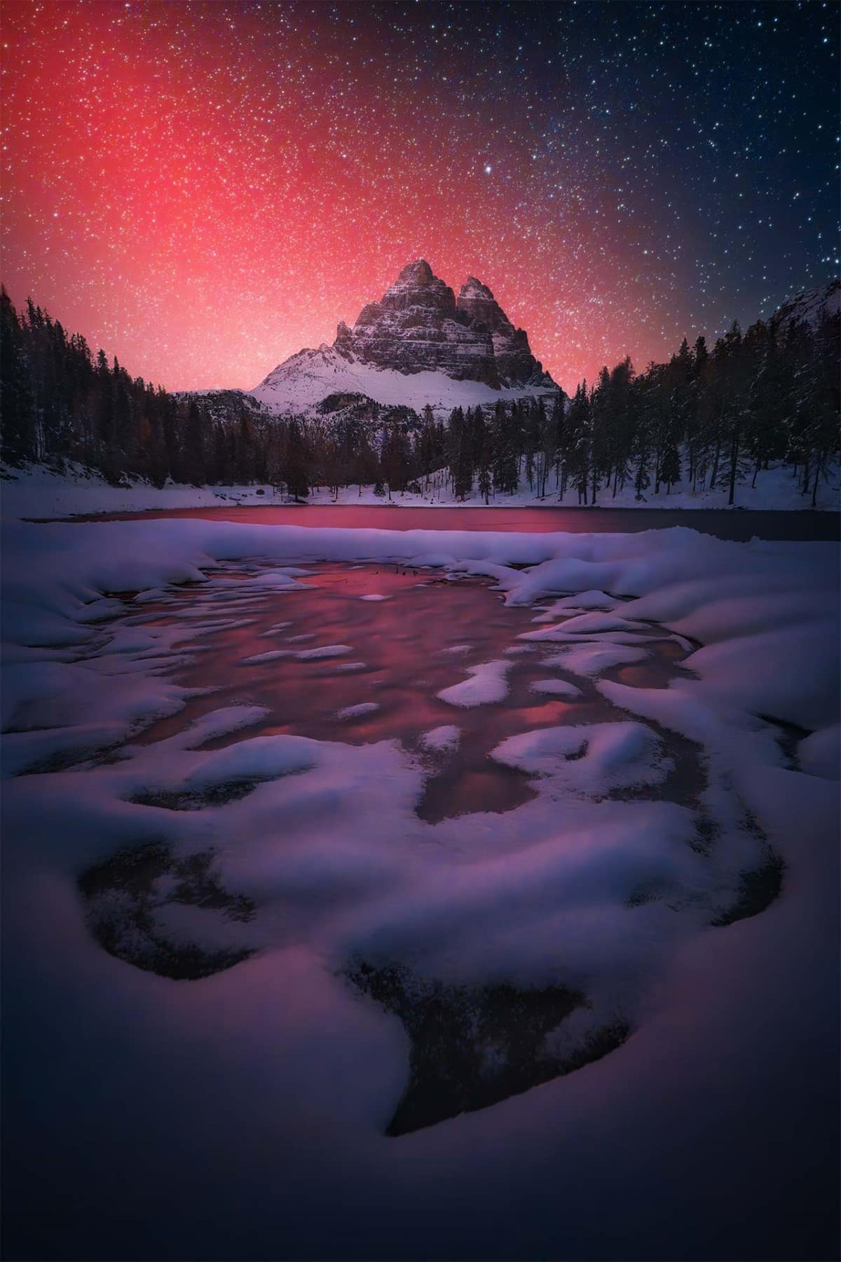 Aurora borealis in the Dolomites