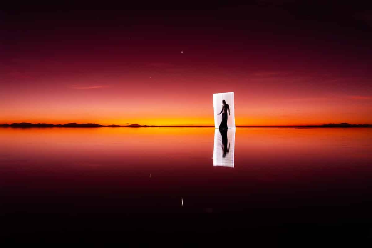 Light Painting at the Salt Flats of Uyuni by Eric Paré and Kim Henry