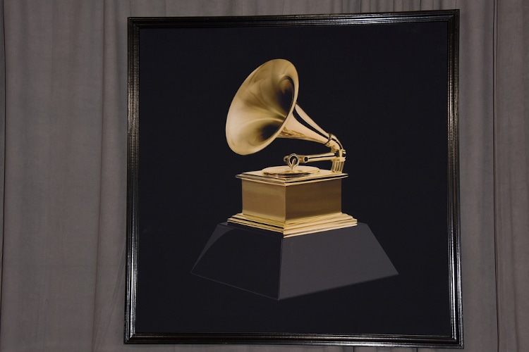 Grammy award logo 