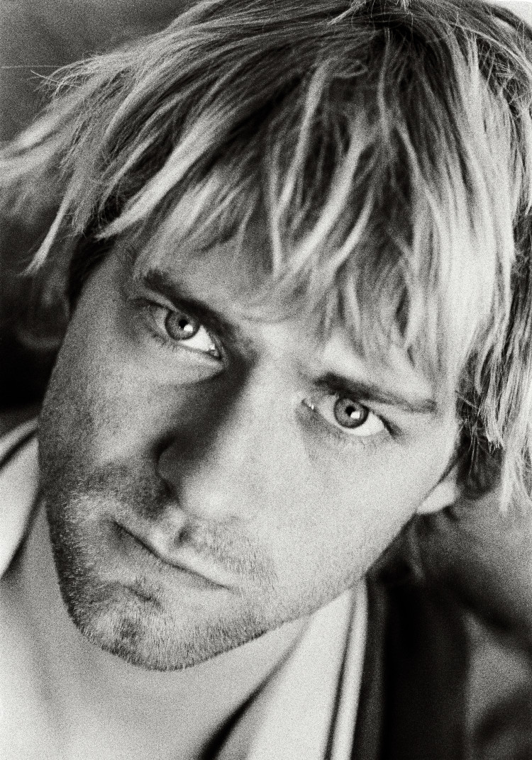 Black and White image of Kurt Cobain