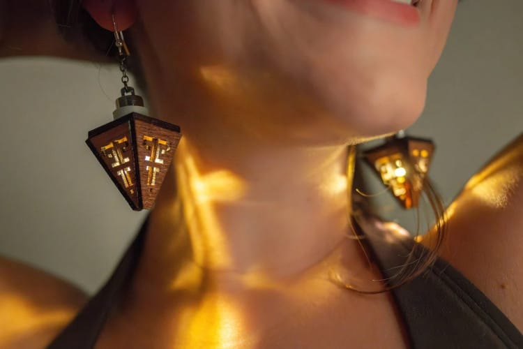 Light-up earrings with LEDs by laserwoodlights