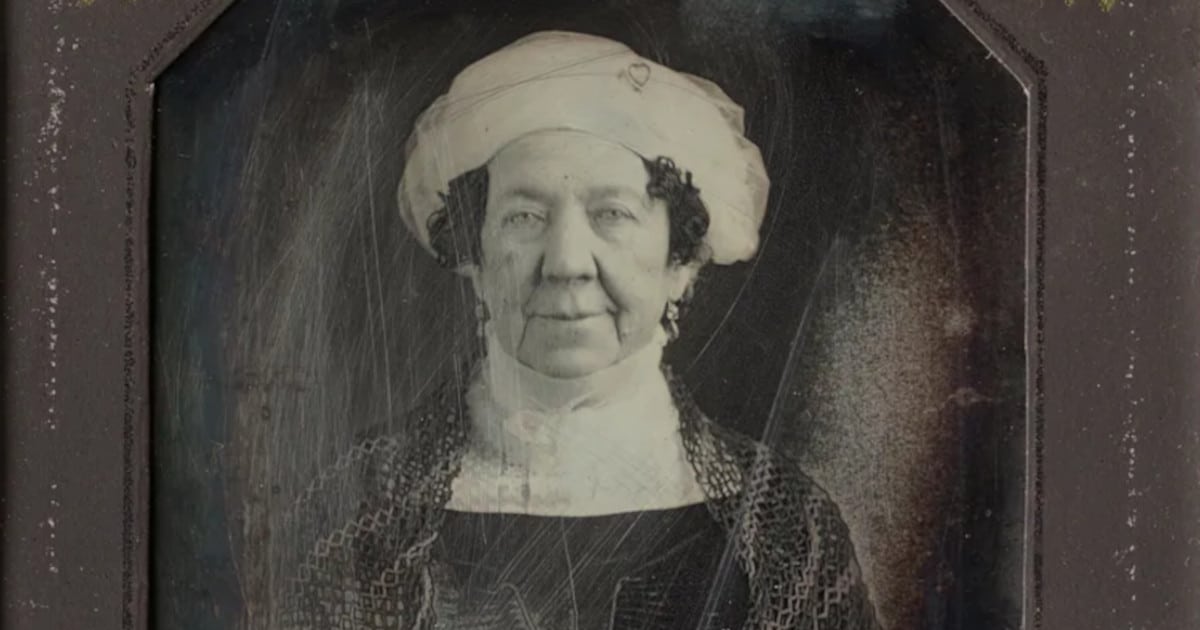 Oldest Known Photo of a First Lady Is Acquired by the Smithsonian for $456K