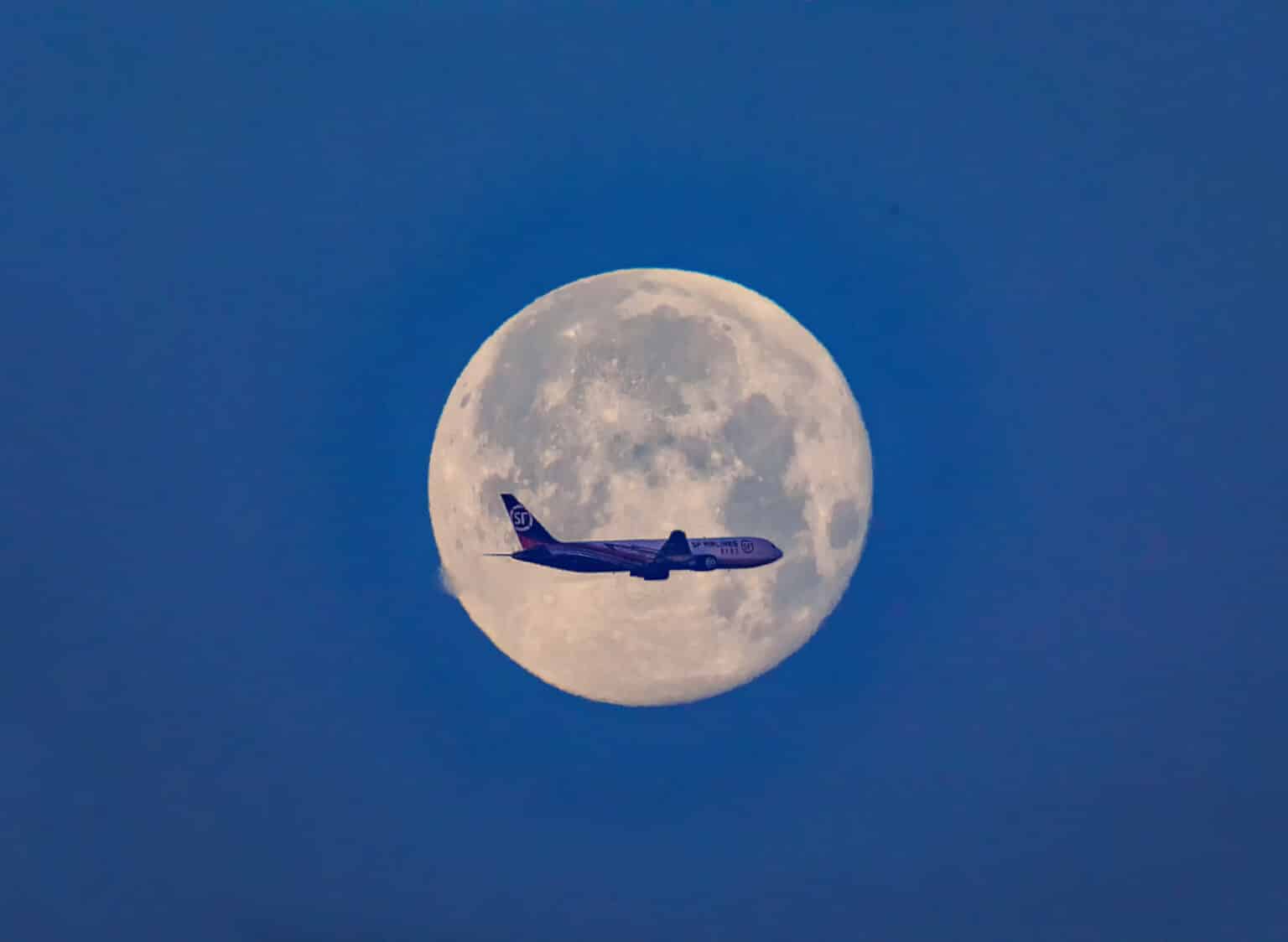 Supermoon Blue Moon Will Light up the Skies This Weekend