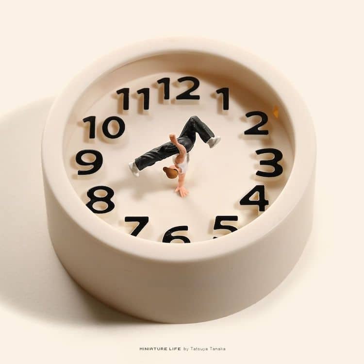 Miniature art break dancing by Tanaka Tatsuya