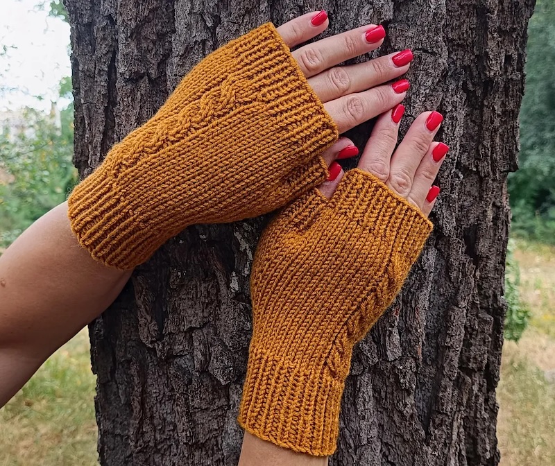 Fingerless Gloves