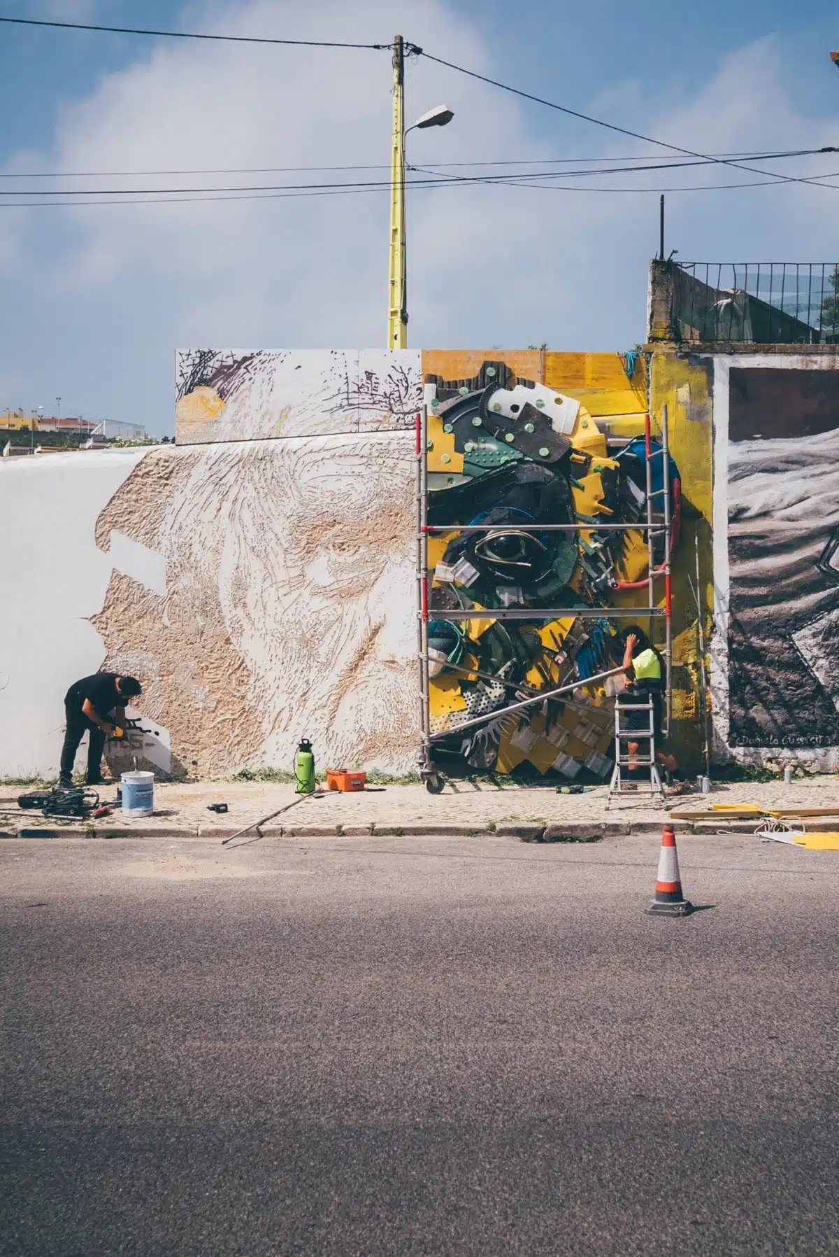 Vhils and Bordalo II mural in Lisbon