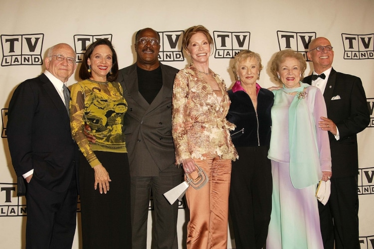 Ed Asner, Valerie Harper, John Amos, Mary Tyler Moore, Cloris Leachman, Betty White and Gavin MacLeod at the 2nd Annual TV Land Awards - Press Room, Hollywood Palladium, Hollywood, CA 03-07-04